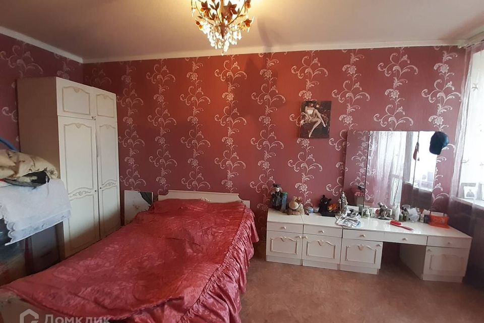 Продаётся 4-комнатная квартира, 85 м²