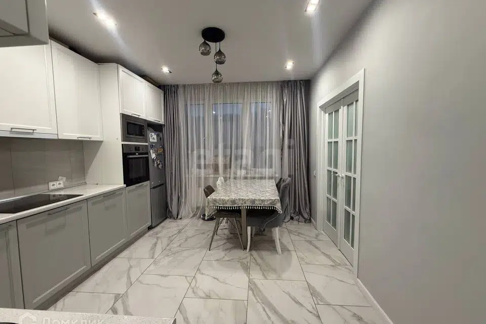 Продаётся 2-комнатная квартира, 64.4 м²