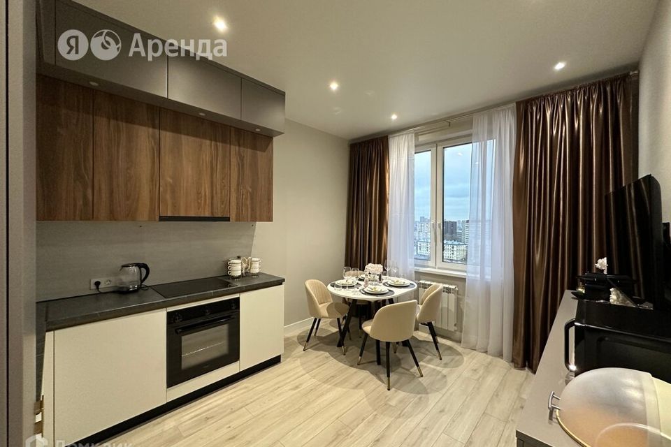 Сдаётся 2-комнатная квартира, 56 м²