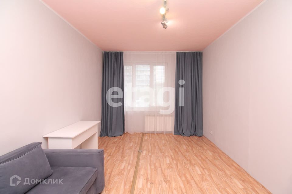 Продаётся 2-комнатная квартира, 56.6 м²