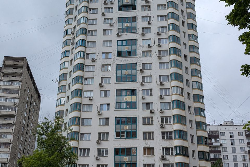 Продаётся 2-комнатная квартира, 60.7 м²