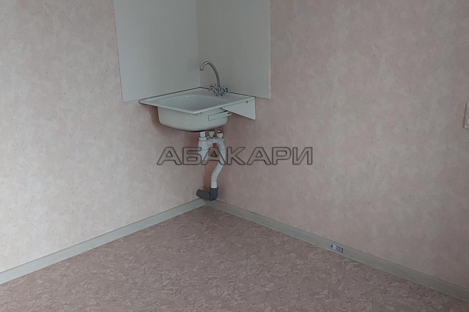 Сдаётся 2-комнатная квартира, 65 м²