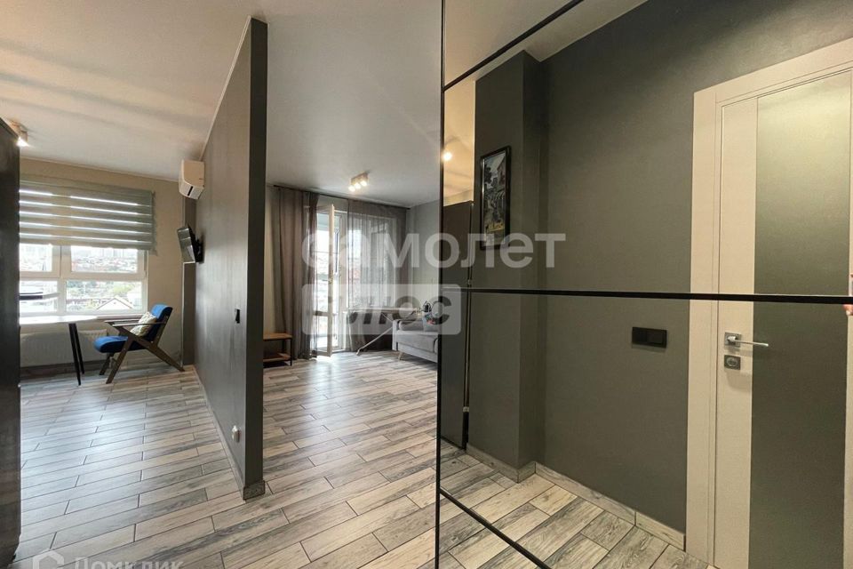 Продаётся 1-комнатная квартира, 43.2 м²