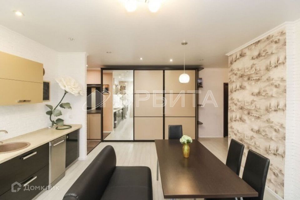 Продаётся 3-комнатная квартира, 71 м²