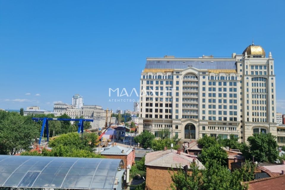 Продаётся 3-комнатная квартира, 93 м²