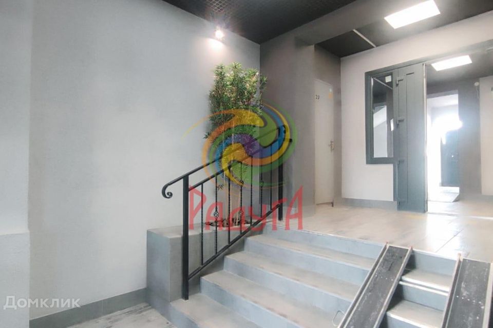 Продаётся 2-комнатная квартира, 87.2 м²