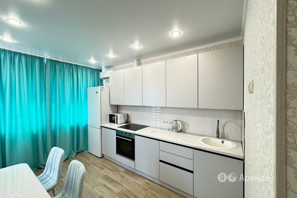 Сдаётся 2-комнатная квартира, 61 м²