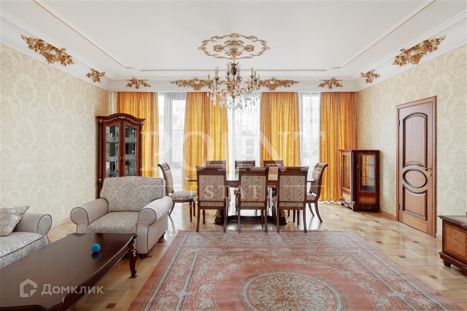 Сдаётся 4-комнатная квартира, 190 м²