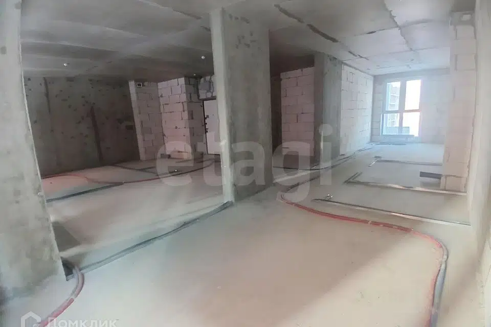 Продаётся 4-комнатная квартира, 84 м²