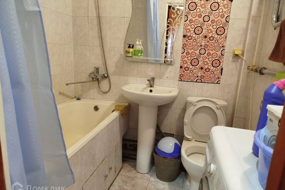 Продаётся 3-комнатная квартира, 59.7 м²