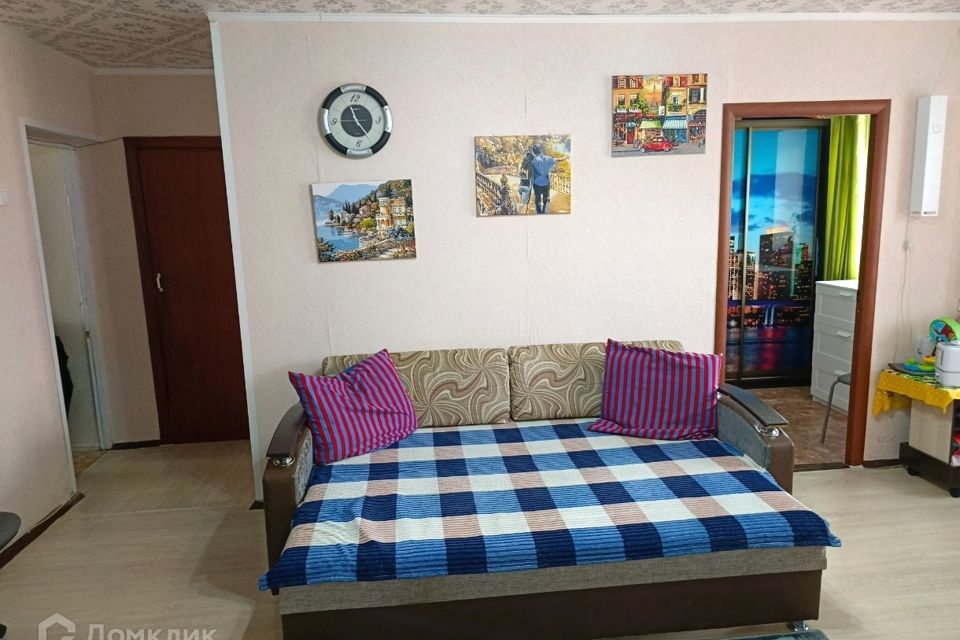Продаётся 3-комнатная квартира, 55.7 м²