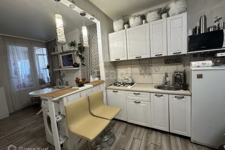 Продаётся 1-комнатная квартира, 57 м²