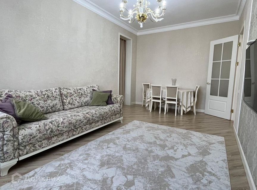 Продаётся 3-комнатная квартира, 91 м²