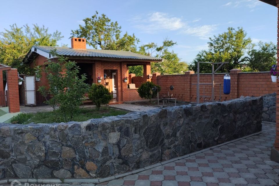 Продаётся 3-этажный дом, 212 м²