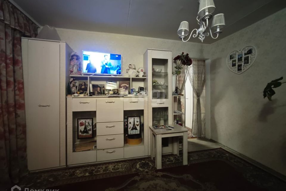 Продаётся 4-комнатная квартира, 71.1 м²