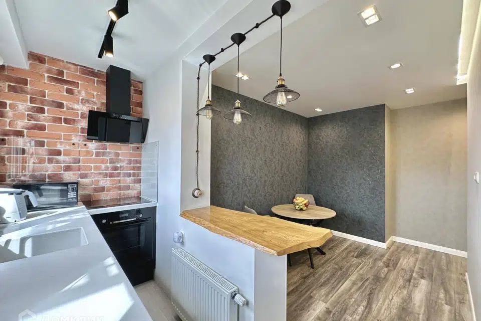 Продаётся 1-комнатная квартира, 41 м²