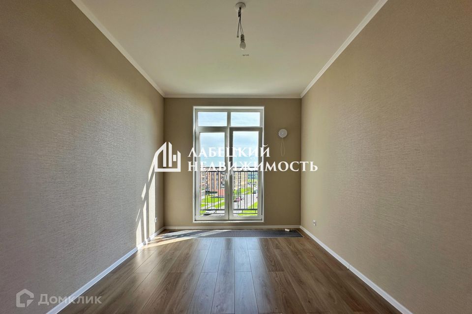Продаётся 1-комнатная квартира, 35.6 м²