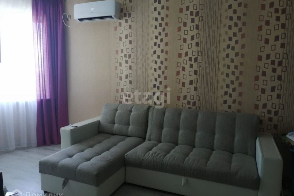 Сдаётся 1-комнатная квартира, 40 м²