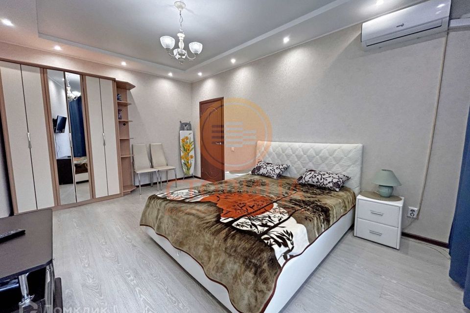 Сдаётся 1-комнатная квартира, 37 м²