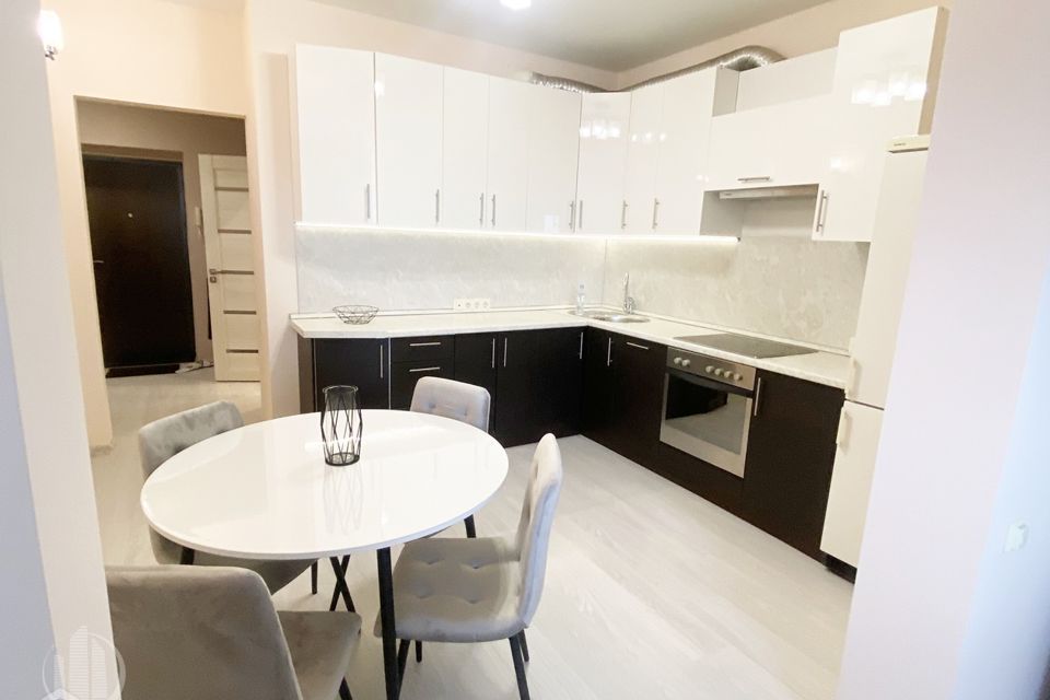 Сдаётся 1-комнатная квартира, 58 м²