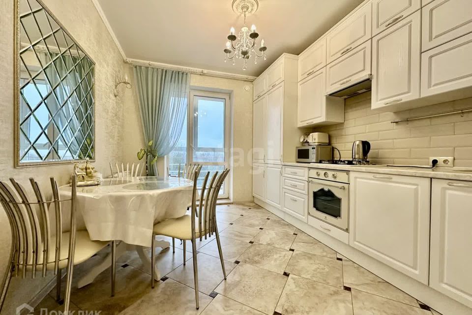Продаётся 3-комнатная квартира, 83.3 м²