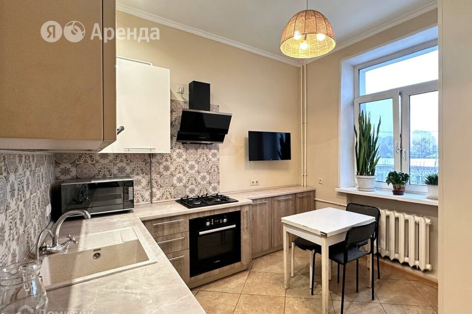 Сдаётся 3-комнатная квартира, 87 м²