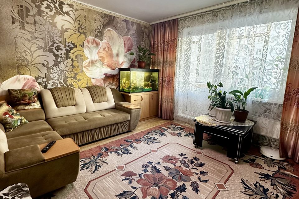 Продаётся 4-комнатная квартира, 78.7 м²