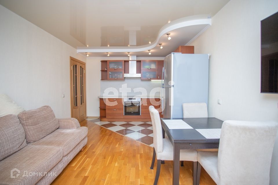 Продаётся 3-комнатная квартира, 67.9 м²