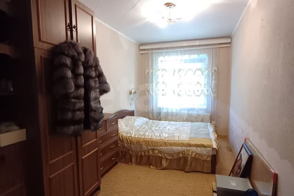 Продаётся 3-комнатная квартира, 57.7 м²