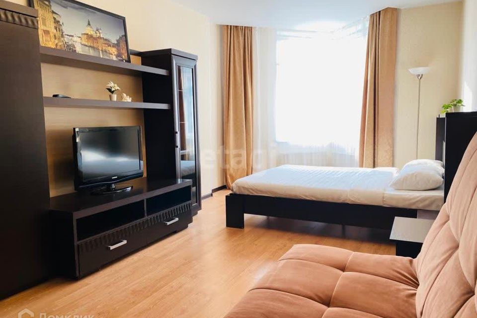 Продаётся 1-комнатная квартира, 43.8 м²