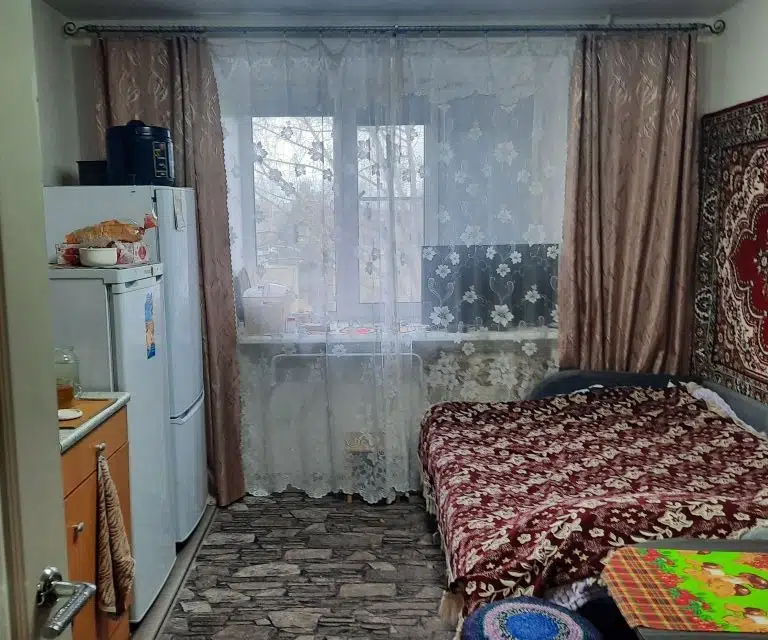 Продаётся комната в 8-комн. квартире, 13 м²