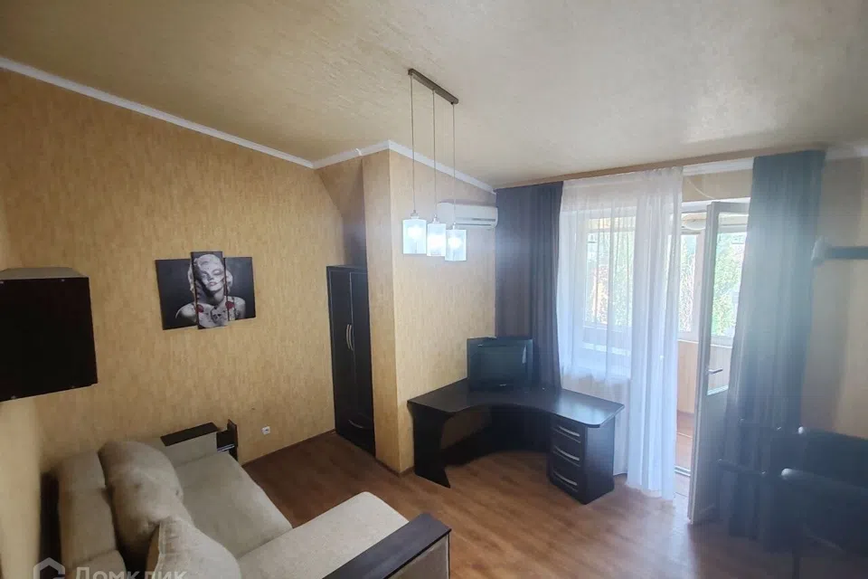 Сдаётся 5-комнатная квартира, 150 м²