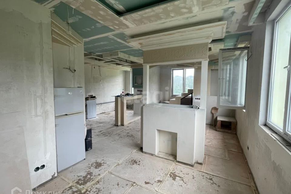 Продаётся 5-комнатная квартира, 90 м²