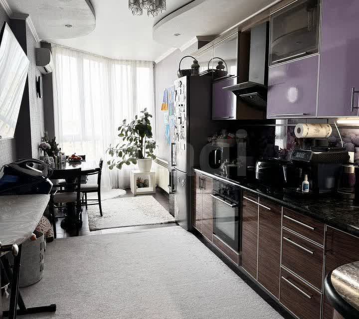 Продаётся 2-комнатная квартира, 65 м²