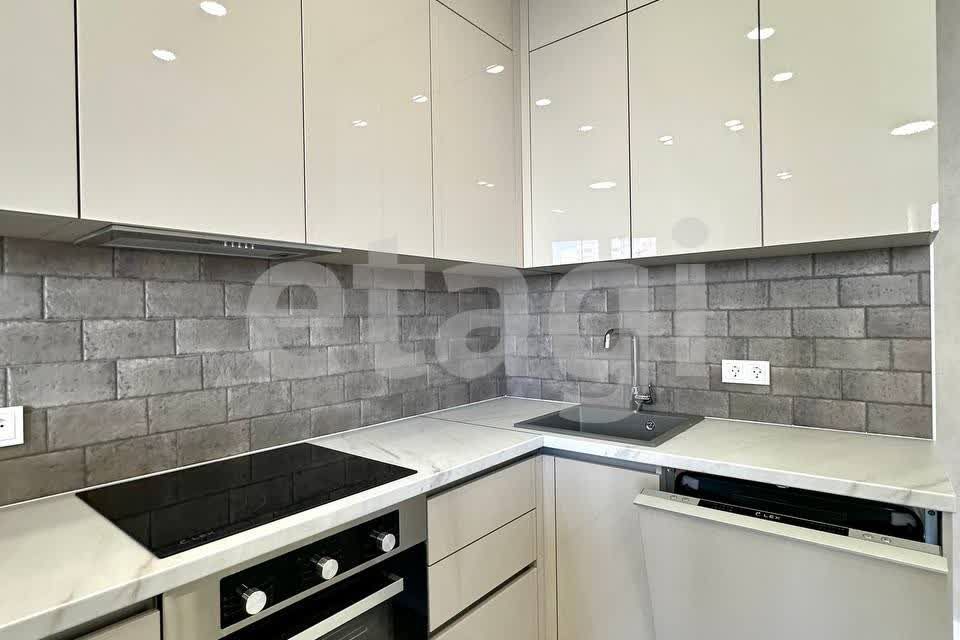 Продаётся 2-комнатная квартира, 70.13 м²