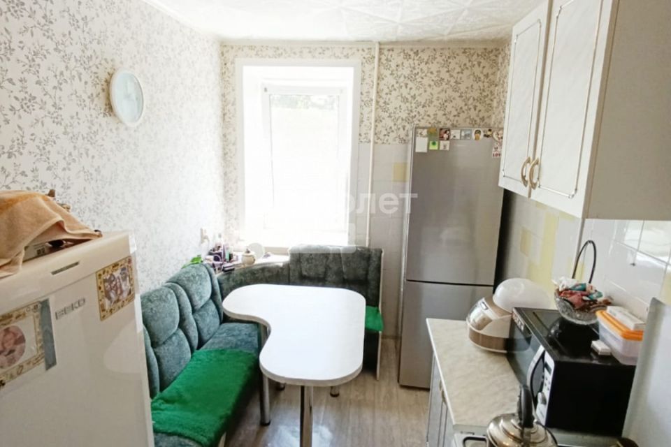 Продаётся 4-комнатная квартира, 75.4 м²