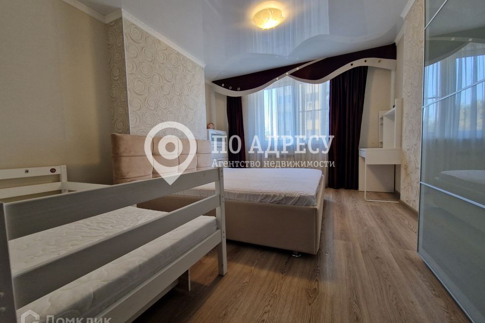 Сдаётся 2-комнатная квартира, 70 м²