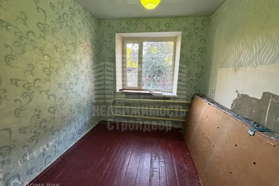 Продаётся 3-комнатная квартира, 45.7 м²