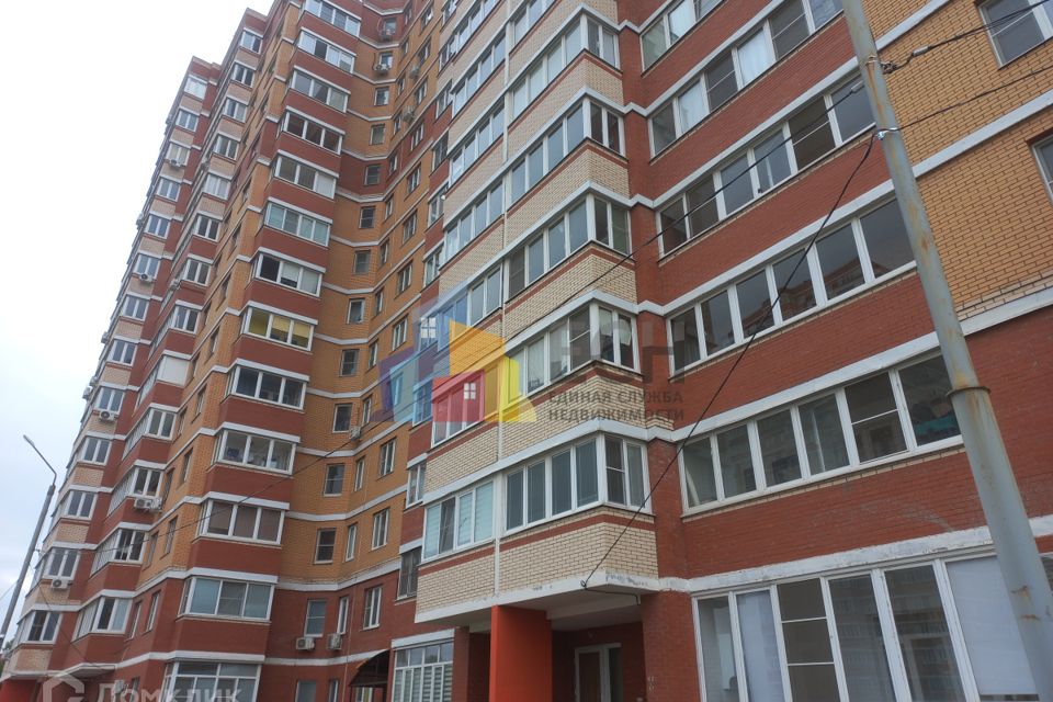 Продаётся 1-комнатная квартира, 43 м²