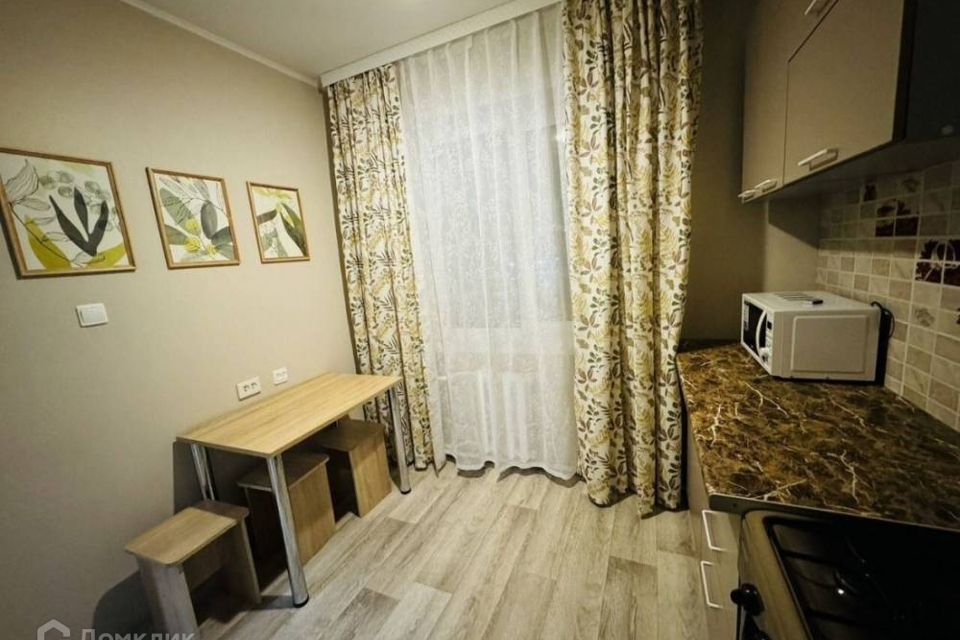Сдаётся 1-комнатная квартира, 35 м²