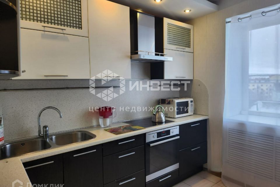 Сдаётся 2-комнатная квартира, 56.3 м²