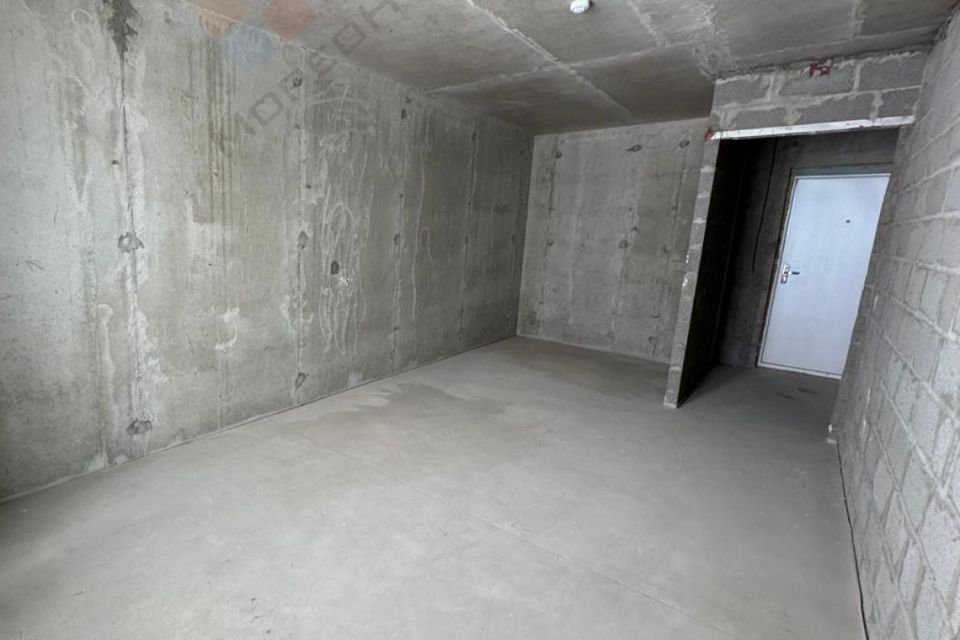 Продаётся 1-комнатная квартира, 38 м²