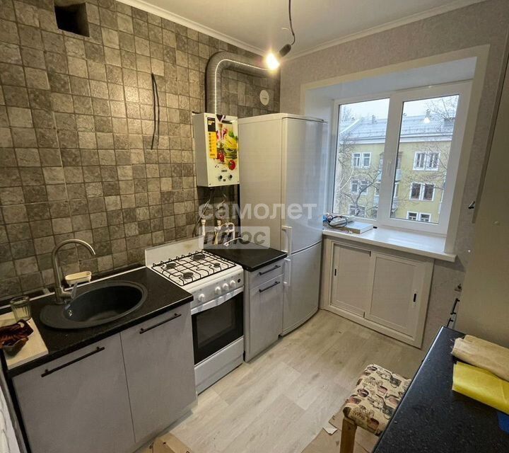Продаётся 1-комнатная квартира, 32 м²