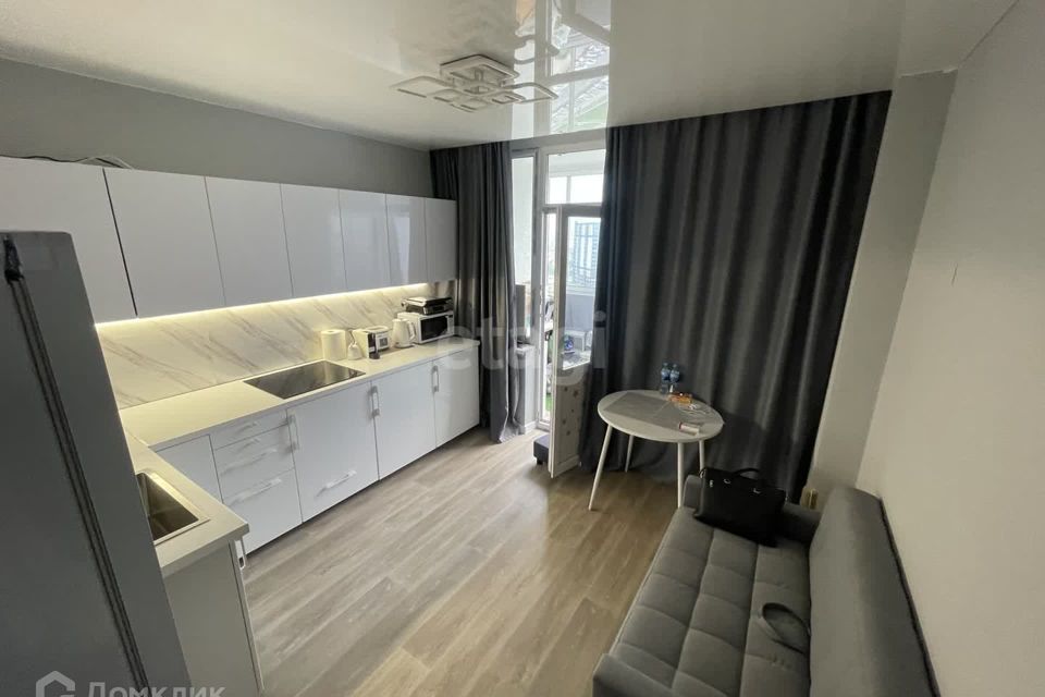 Продаётся 1-комнатная квартира, 49 м²