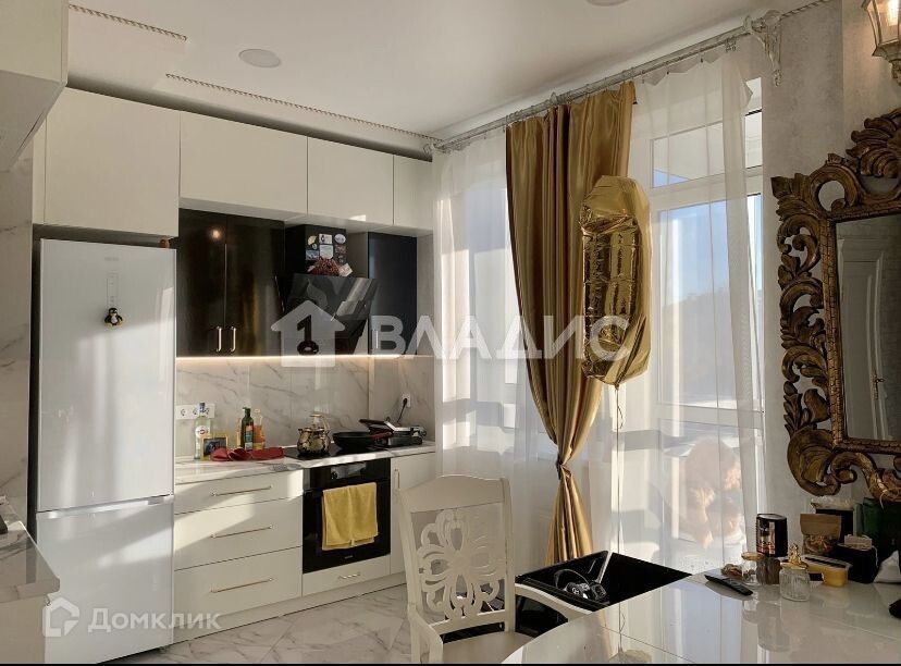 Продаётся 1-комнатная квартира, 48 м²