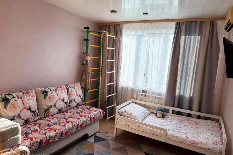 Продаётся 2-комнатная квартира, 54.6 м²