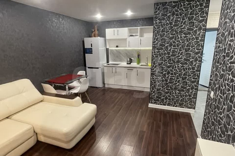 Продаётся 1-комнатная квартира, 41.7 м²