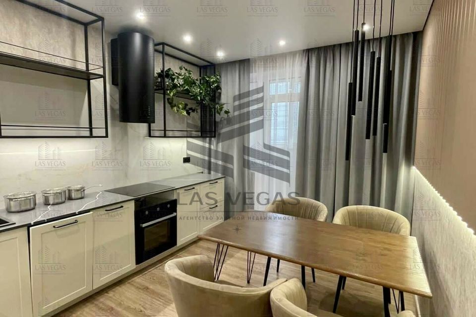 Сдаётся 2-комнатная квартира, 74 м²