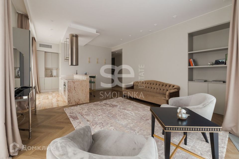 Сдаётся 2-комнатная квартира, 92 м²