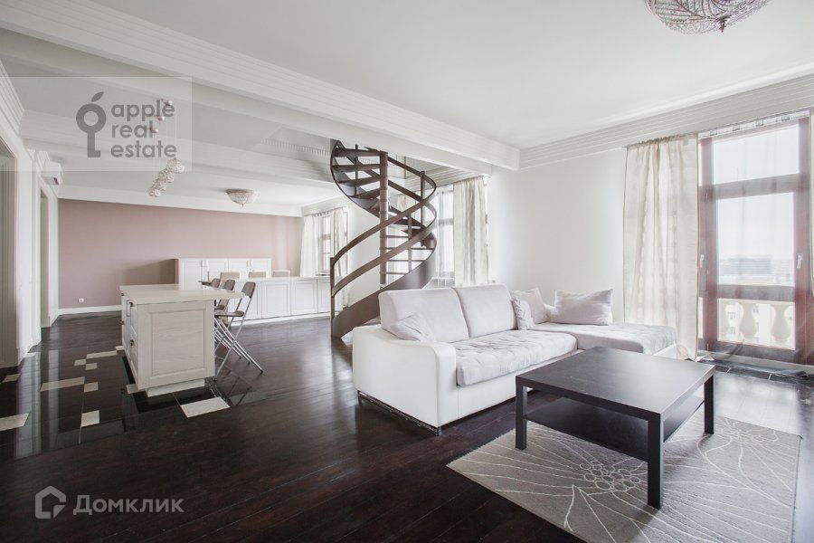Сдаётся 4-комнатная квартира, 190 м²